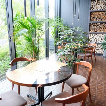 The Royal Park Canvas Fukuoka Nakasu (Kyushu), tables du restaurant Ono Hakata -Octo Natura Kyusyu-