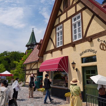 Ghibli Park (Nagoya), boulangerie Guchokipanya dans la Vallée des Sorcières