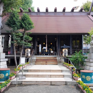 Koenji Hikawa-jinja (Tokyo), pavillon principal du sanctuaire