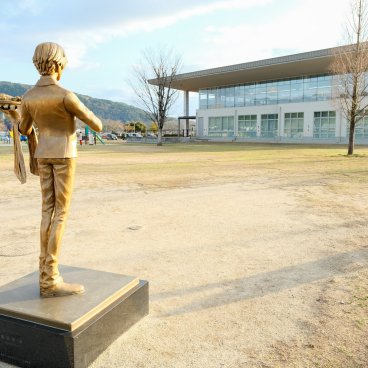 Pèlerinage One Piece à Kumamoto (Kyushu), statue de Sanji à Mashiki 3