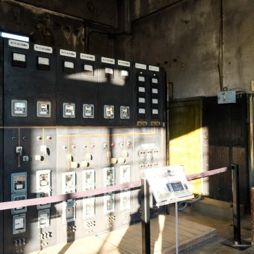 Ancienne sous-station de l'usine Hitachi Aircraft de Tachikawa (Tokyo), Transformateurs au 1er étage