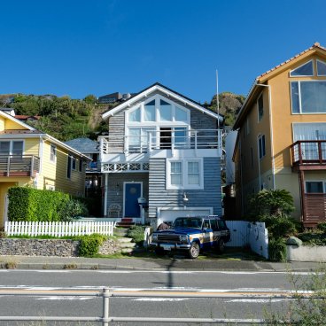 Kamakura (Kanagawa), maisons japonaises balnéaires au bord de l'océan