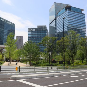 Grand Green Osaka (Umeda), accès à la partie sud du complexe depuis la route