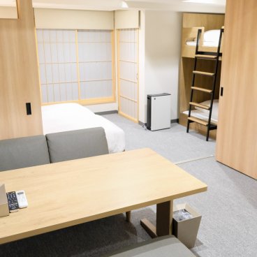 MIMARU Osaka Shinsaibashi North, vue sur l'appart-hôtel familial 1 chambre depuis l'entrée