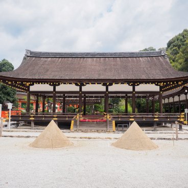 Kyoto, cônes de sable Tatesuna du sanctuaire Kamigamo