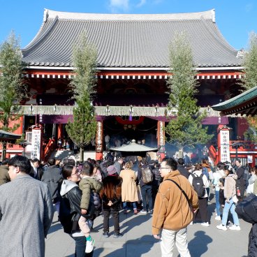 Première visite au temple Senso-ji d'Asakusa pour Ganjitsu