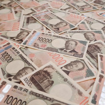 Moyens de paiements au Japon, billets de 10.000 yens avec le nouveau visuel 3