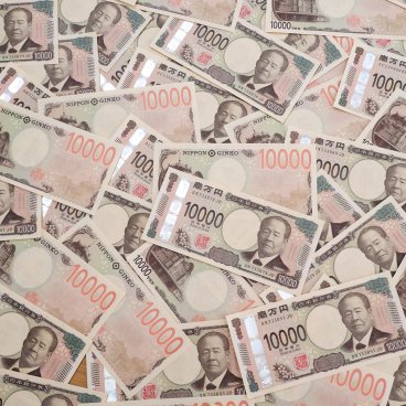 Moyens de paiements au Japon, billets de 10.000 yens avec le nouveau visuel 4