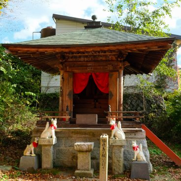 Vallée de Kiso (Alpes japonaises), sanctuaire Santoku Inari Daimyojin (ville de Agematsu, Nagano)