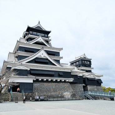 Château de Kumamoto, donjon Tenshukaku reconstruit depuis 2021
