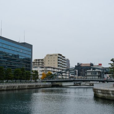 Oyoko-gawa (Tokyo), balade au bord de l'eau et vue sur la Tokyo Skytree entre les ponts Inohori-bashi et Kikuyanagi-bashi 2