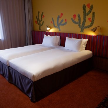 The Royal Park Hotel Maihama Resort Tokyo-Bay (Chiba), chambre Standard Deluxe Quad Mexican Sunflower