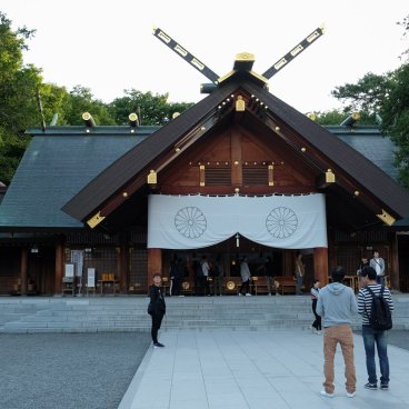 Sapporo (Hokkaido), sanctuaire Hokkaido-jingu en été 3