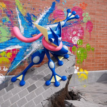 PokéPark Kanto (Tokyo), Statue d'Amphinobi à Bourg-les-Joncs