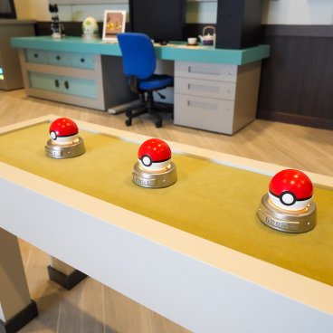 PokéPark Kanto (Tokyo), Pokéballs en attente dans le laboratoire du professeur Chen