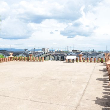 Nagaokakyo (Kyoto), Sommet du kofun d'Igenoyama entouré de poteries Haniwa