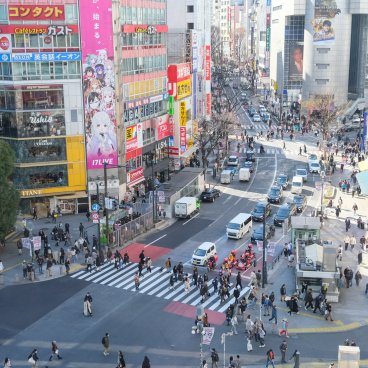 Carrefour de Shibuya à Tokyo depuis le Mugiwara Store du Shibuya Magnet