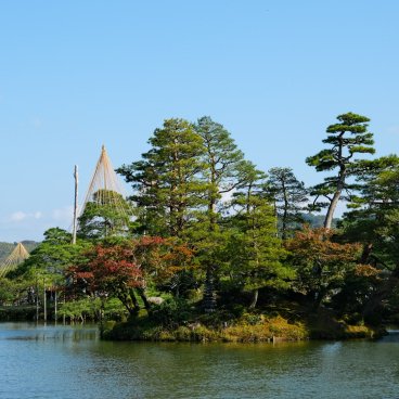 Kanazawa, jardin Kenroku-en au début de l'automne 2