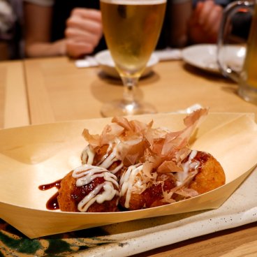Tokyo Festival Restaurant - Bon Dance Izakaya (Kabukicho), boulettes de poulpe Takoyaki