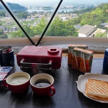 Mt.Fuji Glamping Terrace MINENOHANA (Kawaguchiko), exemple de petit-dejeuner