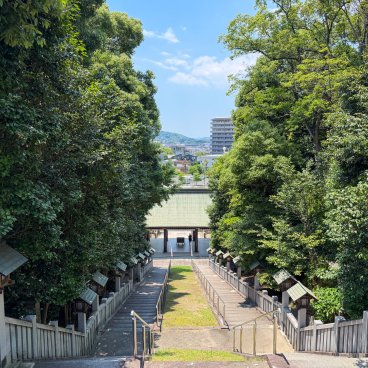 Fukuyama (préfecture d'Hiroshima), Entrée du sanctuaire Bingo Gokoku-jinja