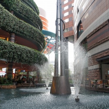 Canal City Hakata (Fukuoka), fontaine au rez-de-chaussée 2