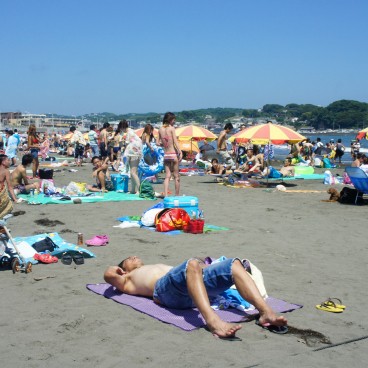 Plage de Kugenuma près de l'Ile d'Enoshima 5