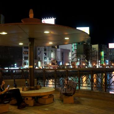 Fukuoka, vue nocturne sur le centre-ville