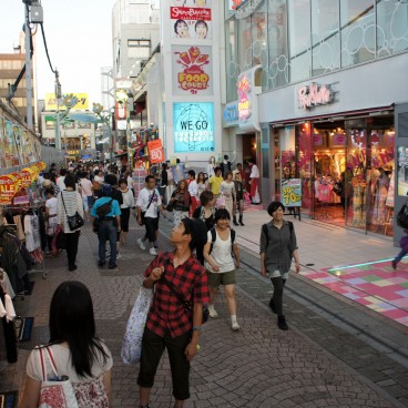 Takeshita Dori, le long de l'avenue piétonne 7