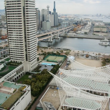Port de Kobe, vue sur le Musée Maritime