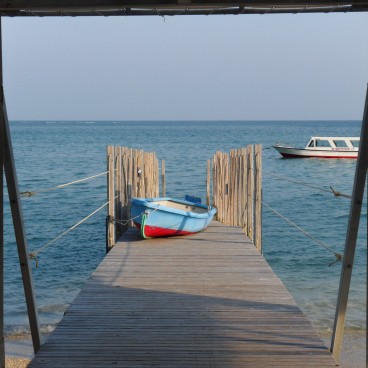 Plage de Mibaru à Okinawa, ponton