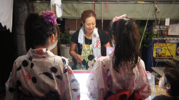 Tenjin Matsuri à Osaka, Stand de street food