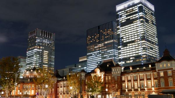 Gare de Tokyo côté Marunouchi, vue de nuit