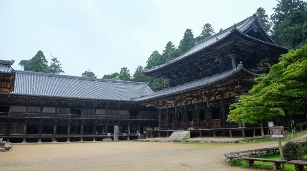 Shoshazan Engyoji, Mitsu-no-do avec les pavillons Dai-ko-do et Jiki-do