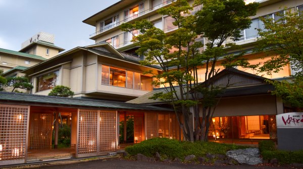 Auberge Yumotoya Onsen Ryokan à Niigata, Entrée de l'établissement 3