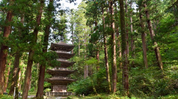Mont Haguro (Dewa Sanzan), Pagode à 5 étages