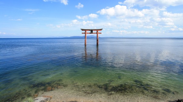 Shirahige Jinja, Torii flottant sur lac Biwa