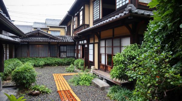 Maison de Kanjiro Kawai (Kyoto), vue sur la cour intérieure