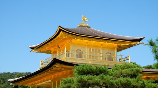 Kinkaku-ji (Kyoto), toit doré du Pavillon d'Or en octobre 2021 (après rénovation)