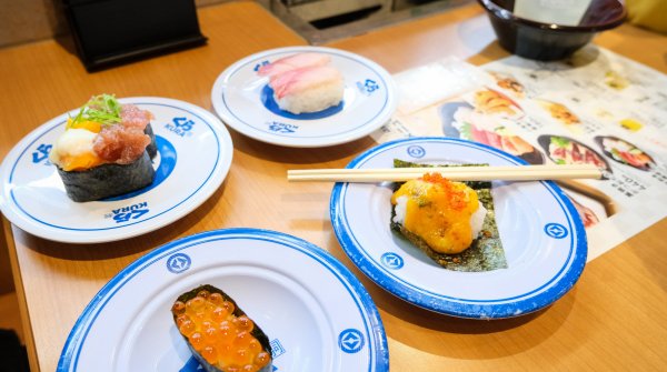 Kura Sushi, Hakata Nakasu Store (Fukuoka), assortiments de sushis à goûter