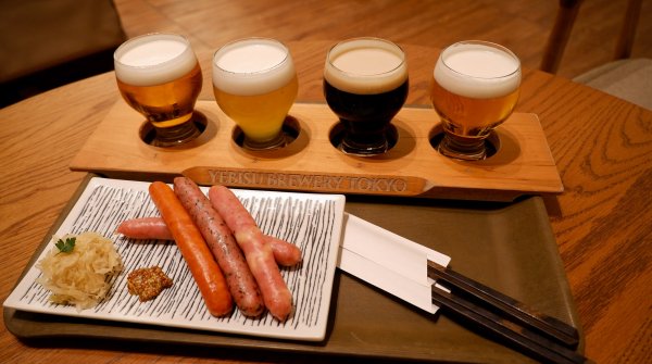 Yebisu Brewery Tokyo, Plateau de dégustation de 4 bières 