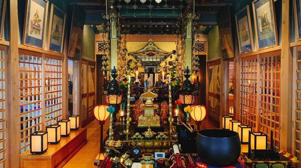 Temple Choraku-ji (Adachi, Tokyo), autel de prière pour Obon