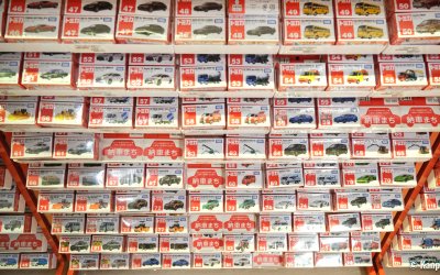 Nagoya Legoland, espace jouets du magasin Furniture Dome, collection permanente des 150 modèles Tomica
