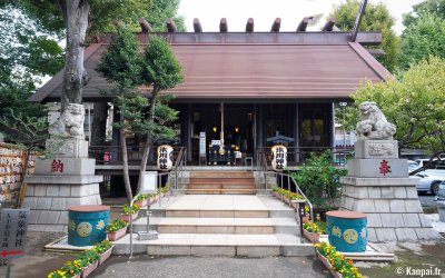Koenji Hikawa-jinja (Tokyo), pavillon principal du sanctuaire