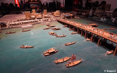 Musée Edo-Tokyo, reconstitution du pont Nihonbashi et activité fluviale à l'époque
