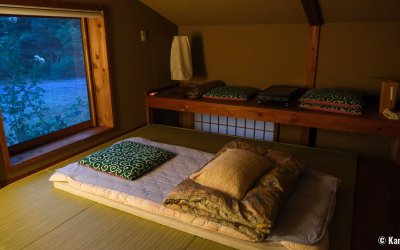 Ferme de Miyajima, Espace nuit avec futon déployé sur des tatami