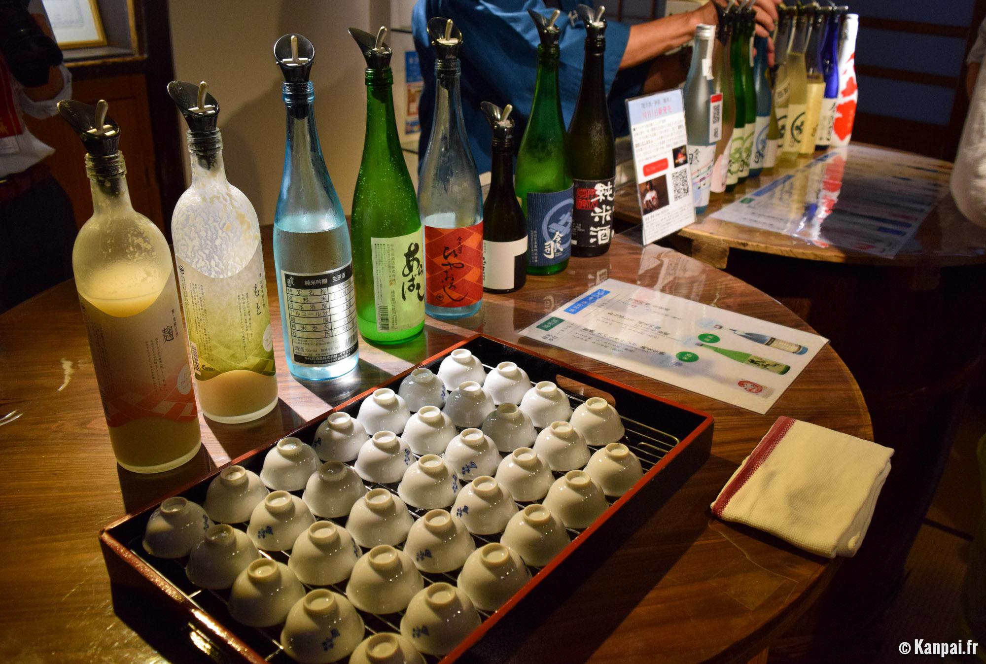 Saké japonais ou Nihonshu 🍶 L'alcool de riz emblématique du Japon