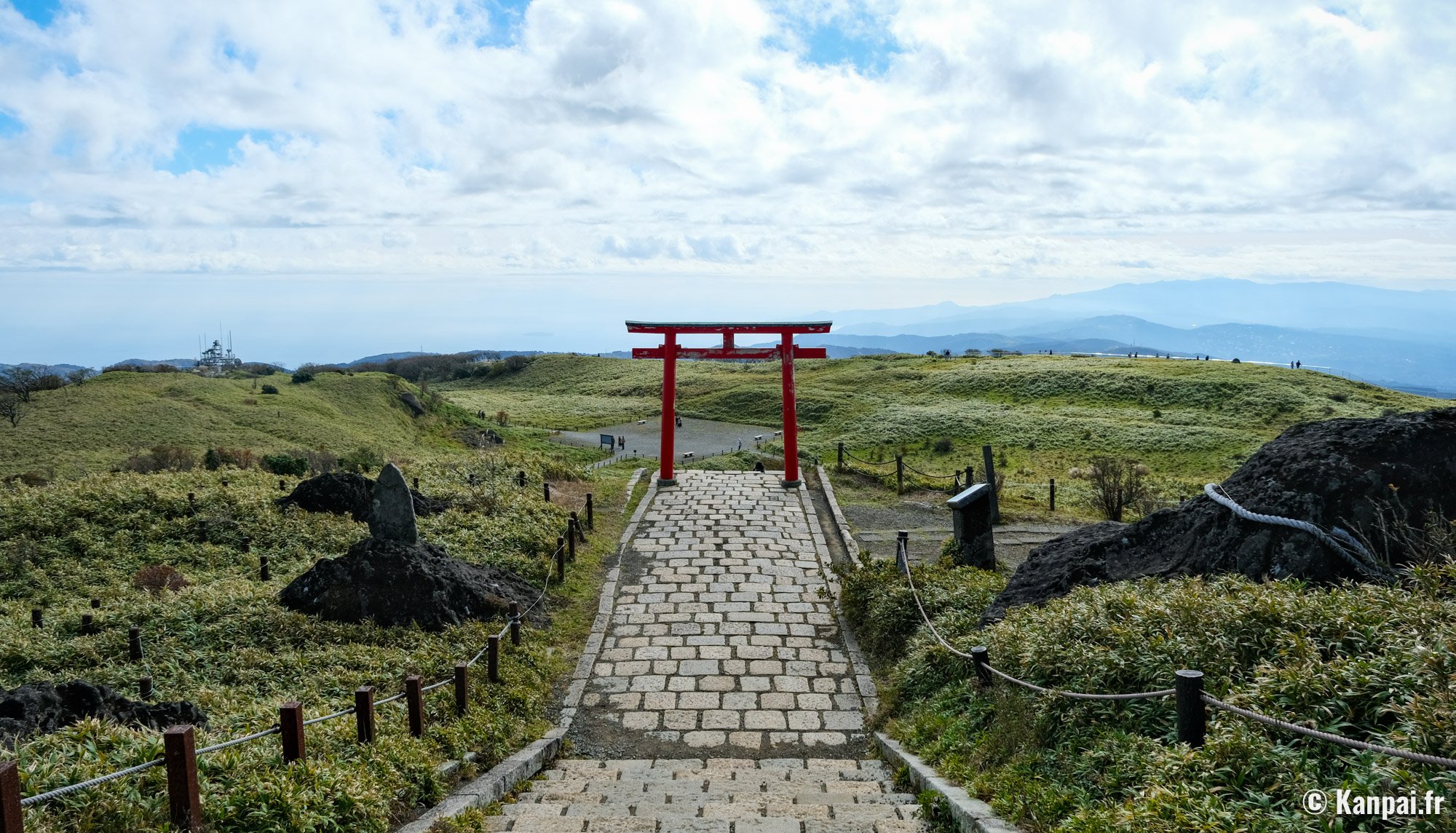 Mototsumiya-jinja – Le sanctuaire perché avec vue sur Hakone