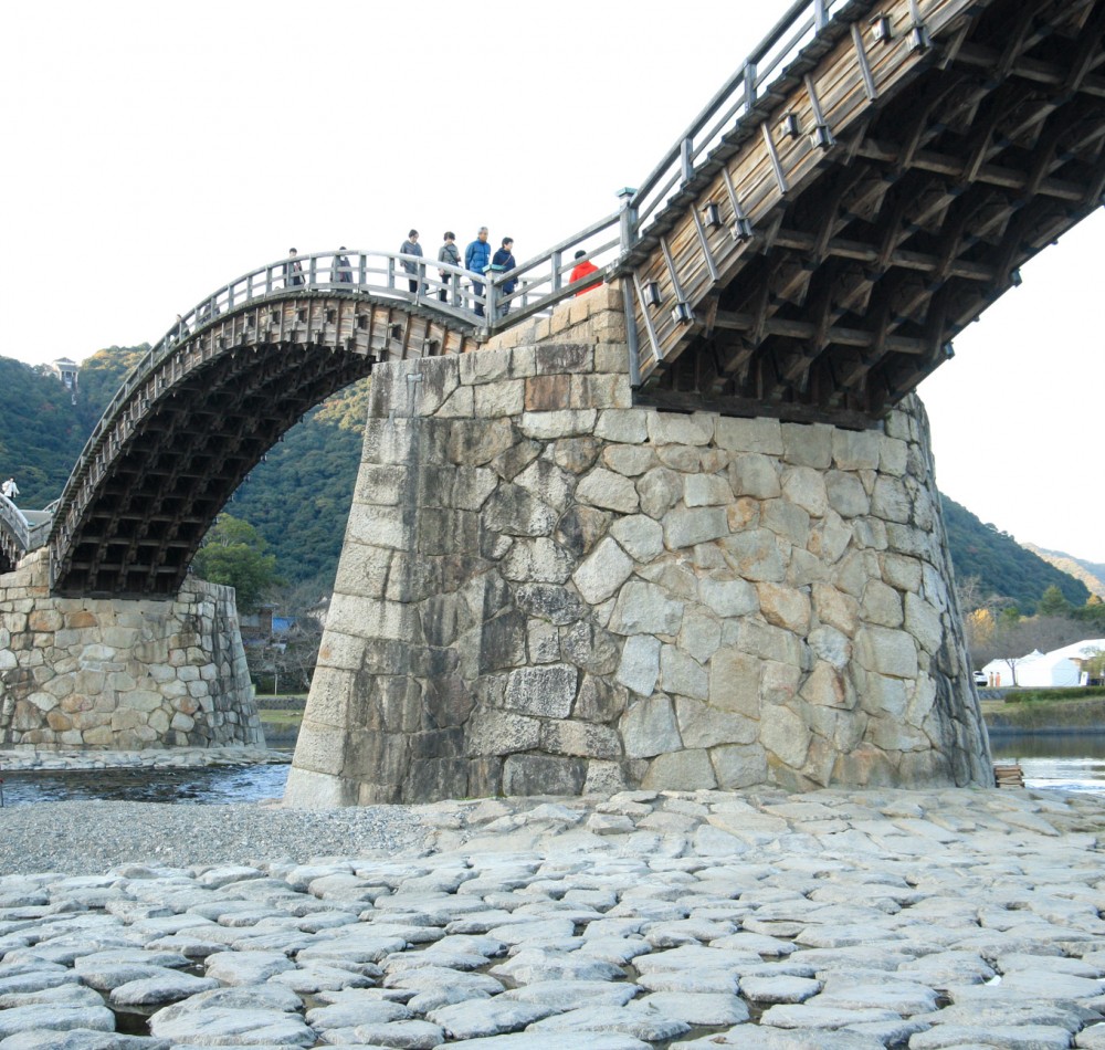 Iwakuni, Pont Kintai-kyo de nuit