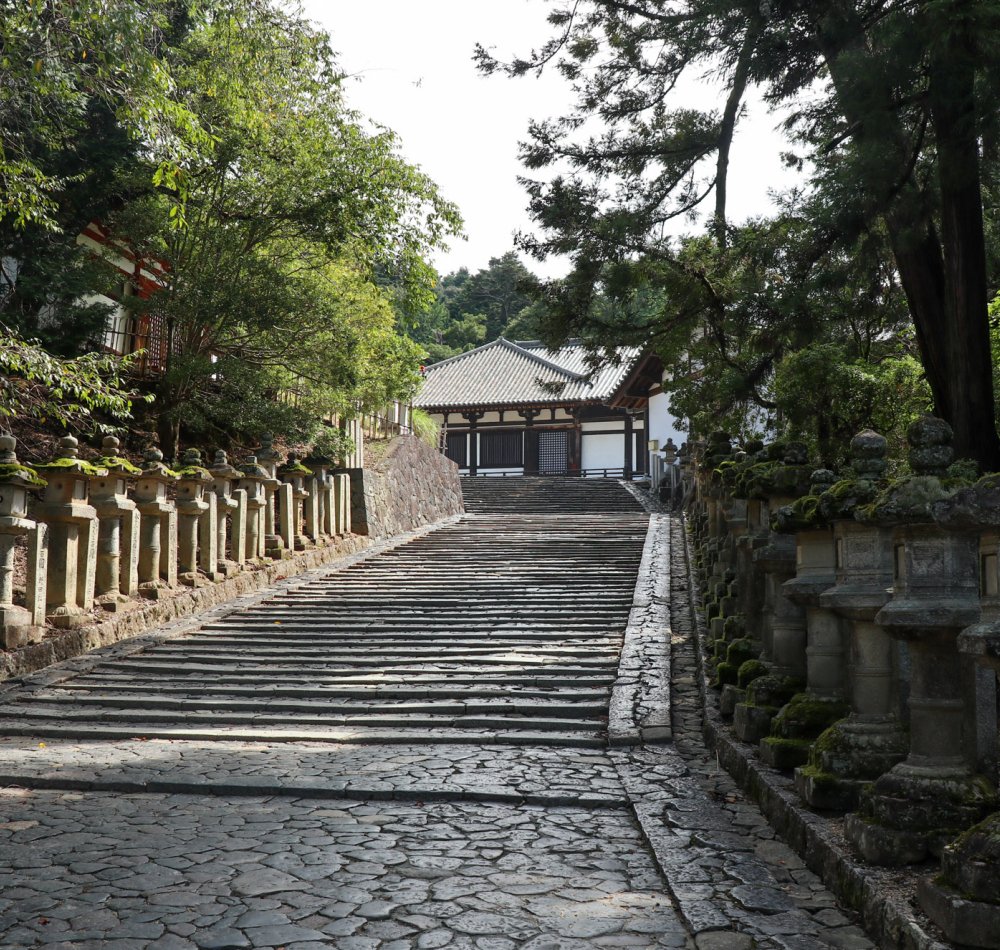 Nigatsu-do à Nara, Bâtiment principal du temple